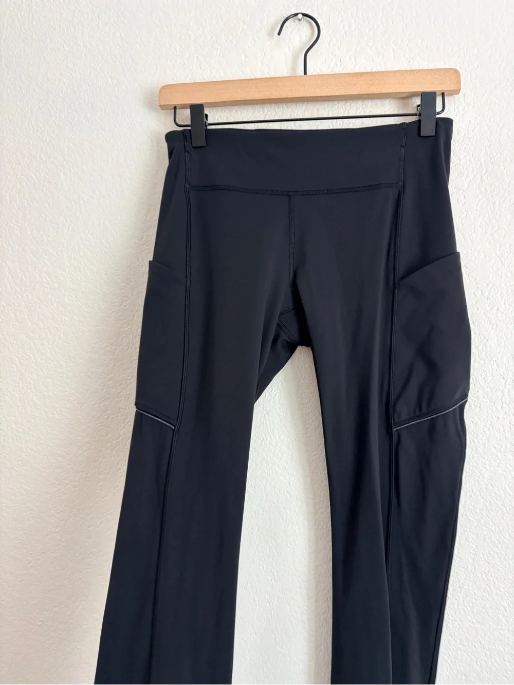 Lululemon Speed Up Tight Leggings in Black